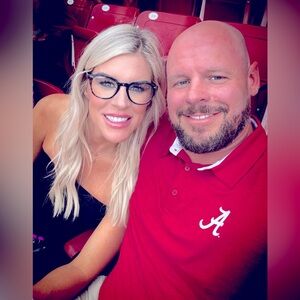 Meet your Posher, Devin